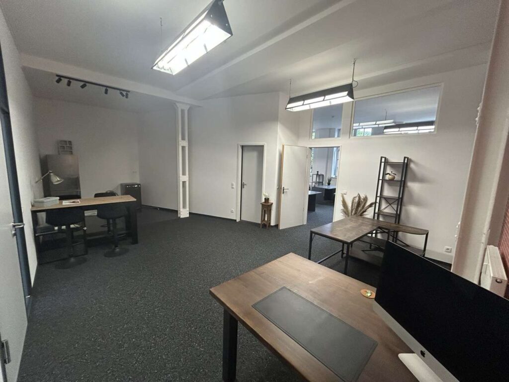 Büro 2